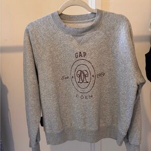 GAP Gray Sweatshirt